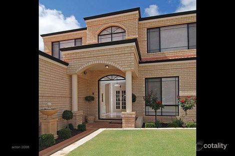 Property photo of 32 Fairbairn Road Coogee WA 6166