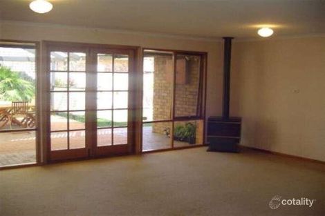 Property photo of 22 Standen Court Oakden SA 5086