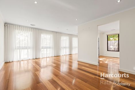Property photo of 56 Buckmaster Drive Mill Park VIC 3082