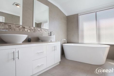 Property photo of 15 Limetree Circuit Mindarie WA 6030