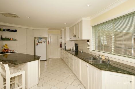 Property photo of 13 Bourkelands Drive Bourkelands NSW 2650