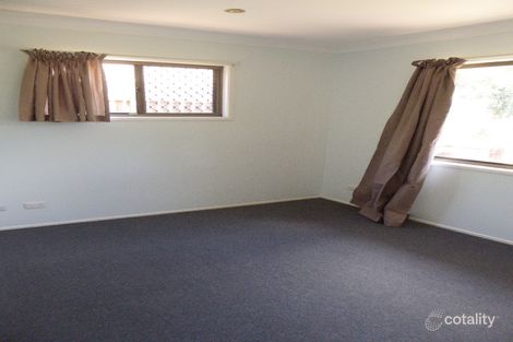 Property photo of 3 Mulla Close Riverhills QLD 4074