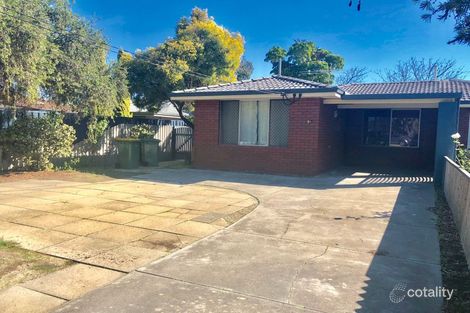 13 Parkview Pde, Redcliffe, WA 6104