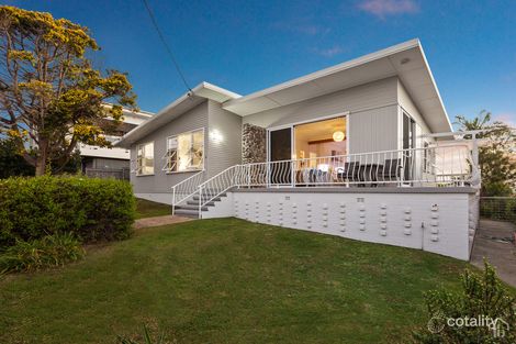 Property photo of 15 Walter Crescent Banora Point NSW 2486