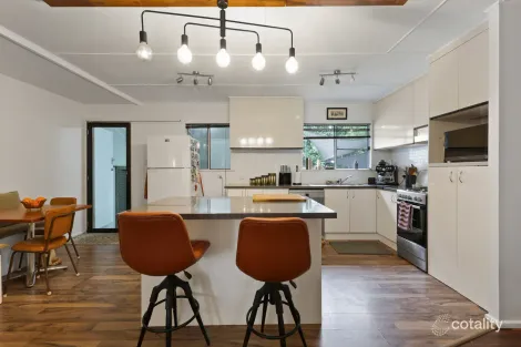 Property photo of 20 Rosella Street Slade Point QLD 4740