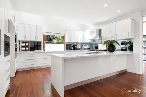 145 Oxlade Dr, New Farm, QLD 4005