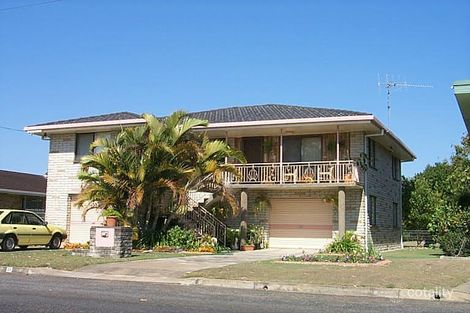 64 Avenell St, Avenell Heights, QLD 4670