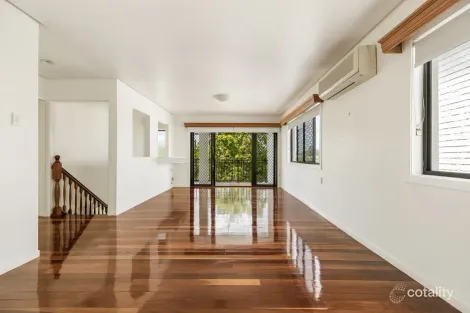 Property photo of 6 Howard Street Coorparoo QLD 4151