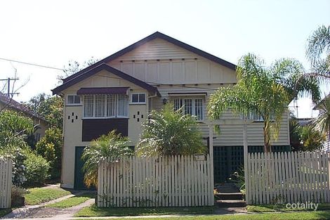 32 Nicklin St, Coorparoo, QLD 4151