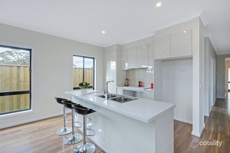 Property photo of 38 Yellow Brick Road Doreen VIC 3754