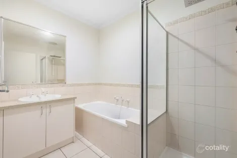 Property photo of 5/111-115 Centre Road Langwarrin VIC 3910