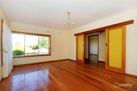 Property photo of 383 Edgars Road Lalor VIC 3075
