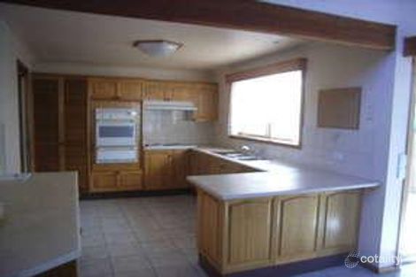 Property photo of 15 Whitehead Court Altona Meadows VIC 3028