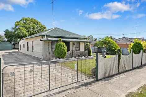 Property photo of 14 Clarkson Street Sebastopol VIC 3356