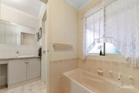 Property photo of 33 General Drive Paralowie SA 5108