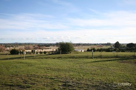 Property photo of 16 Smith Court Kyneton VIC 3444