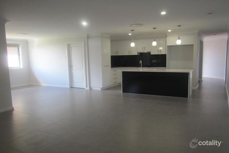 Property photo of 14 Galloway Place Calala NSW 2340