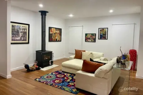 Property photo of 25 Thomson Lane Kinglake VIC 3763