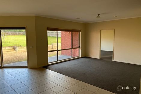 Property photo of 57 Robb Drive Romsey VIC 3434