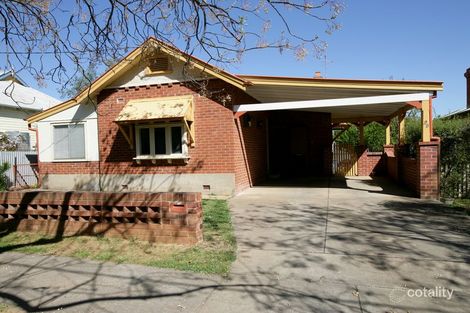 Property photo of 28 Kildare Street Turvey Park NSW 2650