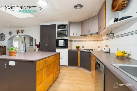 Property photo of 57 Melrose Drive West Wodonga VIC 3690