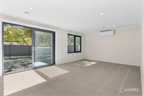 Property photo of 5 Oaktree Lane Creswick VIC 3363