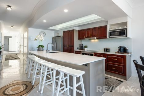 Property photo of 27 Ranier Crescent Varsity Lakes QLD 4227