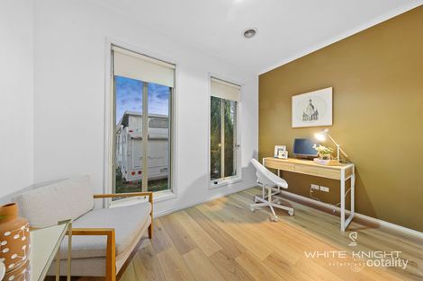 Property photo of 13 York Close Taylors Hill VIC 3037