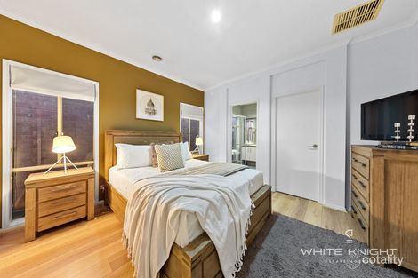 Property photo of 13 York Close Taylors Hill VIC 3037