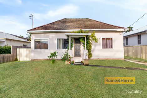135 Booker Bay Rd, Booker Bay, NSW 2257