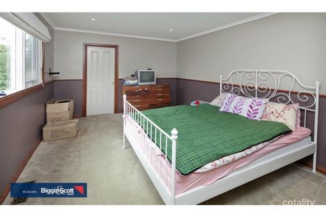 Property photo of 21 Robertson Crescent Boronia VIC 3155