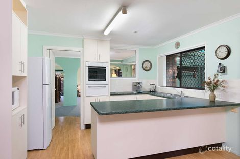 Property photo of 18 Cresthill Avenue Regents Park QLD 4118