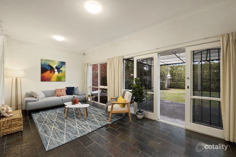 Property photo of 76 Orrong Crescent Caulfield North VIC 3161