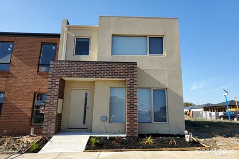 11 Oregan Way, Roxburgh Park, VIC 3064