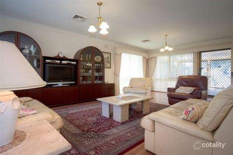 Property photo of 4 Penina Court Sunbury VIC 3429