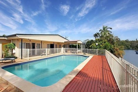 Property photo of 9 Buena Vista Court Broadbeach Waters QLD 4218