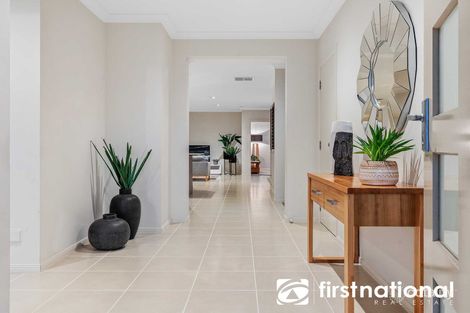 Property photo of 14 Bernly Boulevard Berwick VIC 3806