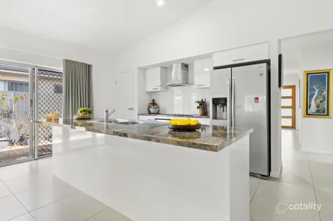 Property photo of 41 Thornborough Circuit Smithfield QLD 4878