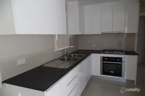 Property photo of 5 Monaro Place Heckenberg NSW 2168