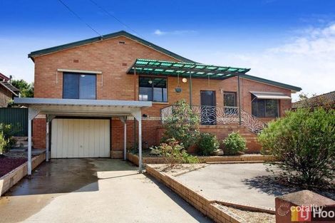 Property photo of 24 Fairmount Crescent Karabar NSW 2620