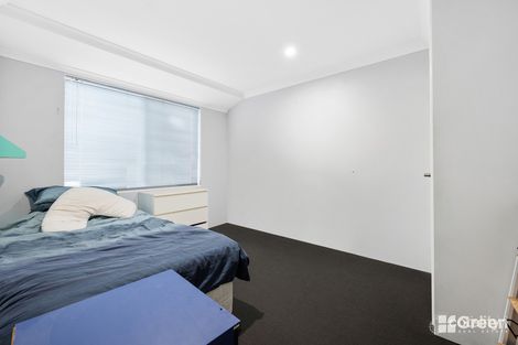 10 Moonee St, Lakelands, WA 6180