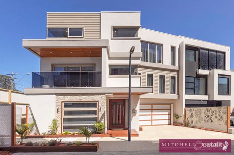 Property photo of 12 Pier One Drive Patterson Lakes VIC 3197