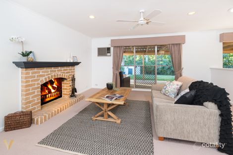 Property photo of 19 Vakuta Street Fig Tree Pocket QLD 4069