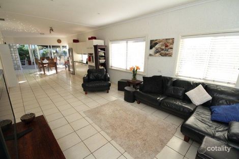 40 Hilary St, The Gap, QLD 4825