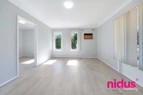 Property photo of 2 Feramin Avenue Whalan NSW 2770
