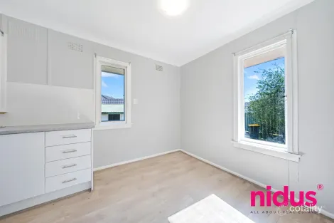 Property photo of 2 Feramin Avenue Whalan NSW 2770