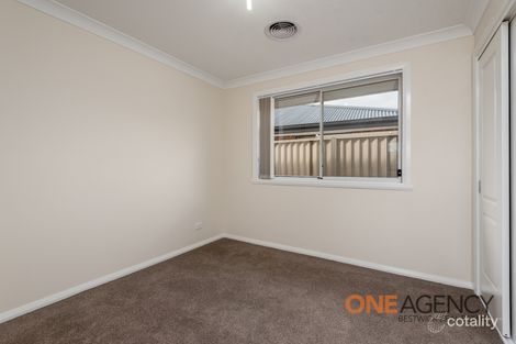 Property photo of 9 Amber Close Kelso NSW 2795