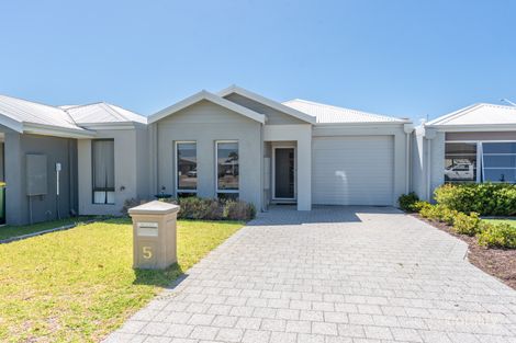 Property photo of 5 Aiken Court Success WA 6164