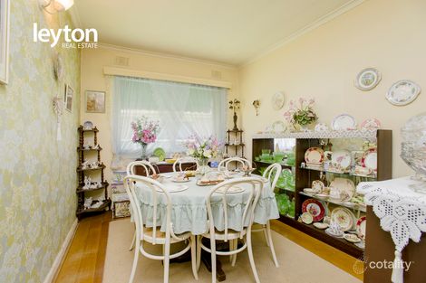 Property photo of 10 Sharon Road Springvale South VIC 3172