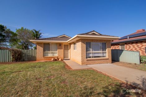 Property photo of 16 Thomas Tom Crescent Parkes NSW 2870
